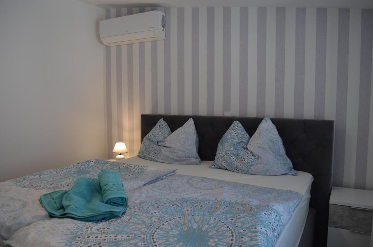 Apartments Korina Crikvenica Luaran gambar