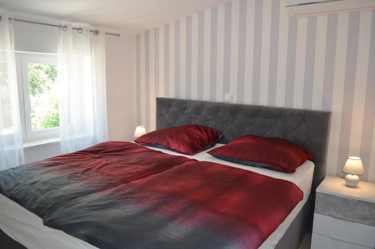 Apartments Korina Crikvenica Luaran gambar